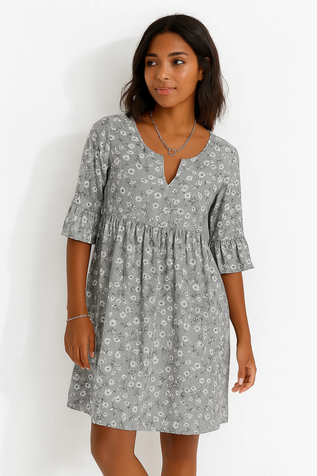 Isla - A-Line Floral Dress with Notch Neckline and Flared Sleeves